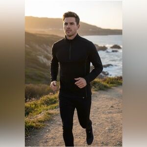 The North Face Men’s Long Sleeve Black Layering Shirt Size M